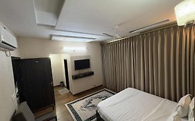 Hotel Temple View Inn